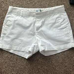 White Old Navy shorts
